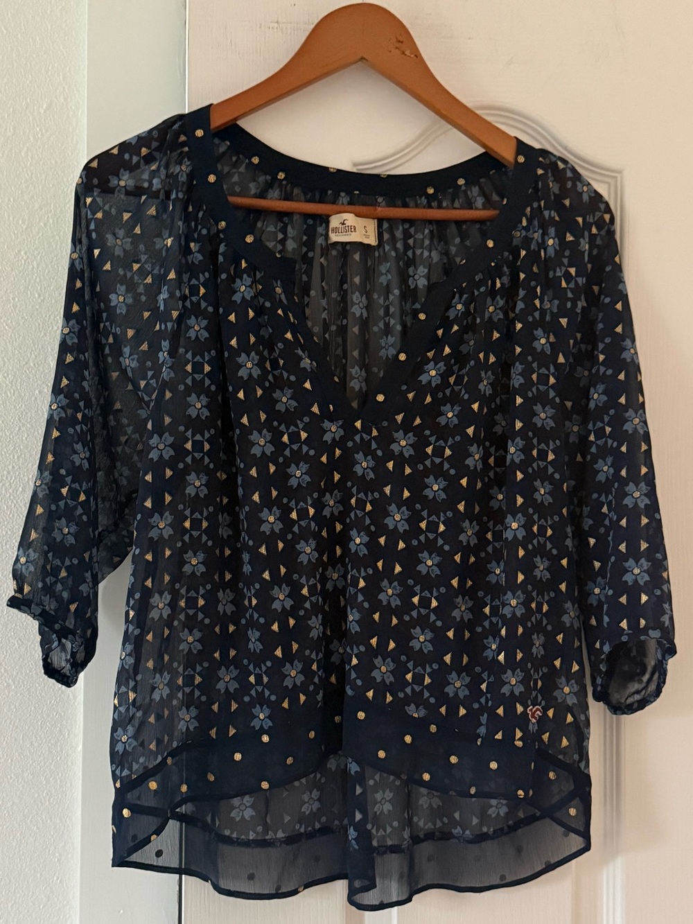 Hollister Navy Blue Sheer Floral Boho Peasant Blouse Size Small